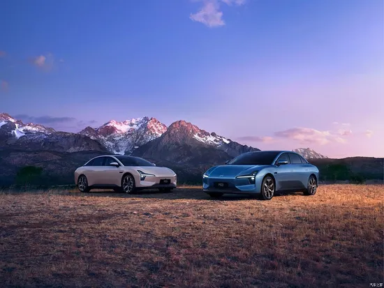 EV Car Xiaopeng-P5 New Energy Vehicles Sedan Electric Car